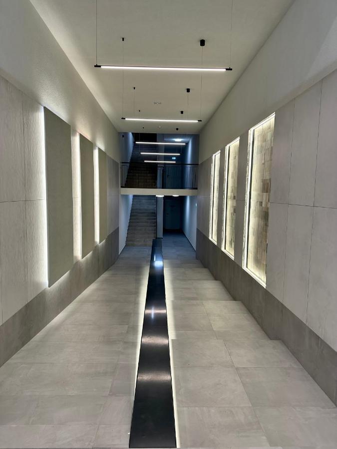 Cityscape Apartment ~ Ac/Indoor Parking/Balcony บูดาเปสต์ ภายนอก รูปภาพ