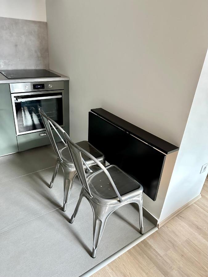 Cityscape Apartment ~ Ac/Indoor Parking/Balcony บูดาเปสต์ ภายนอก รูปภาพ